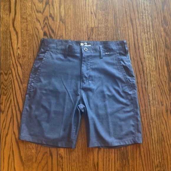 Shorts - Picture 1 of 2